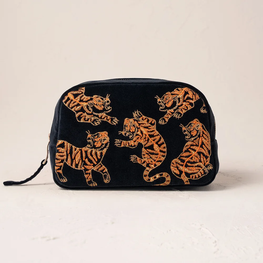 Wild Tiger Makeup Bag - Image 2